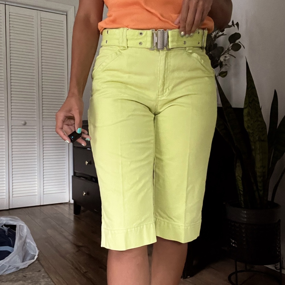 6P Liz Claiborne Lime Green Capris with belt